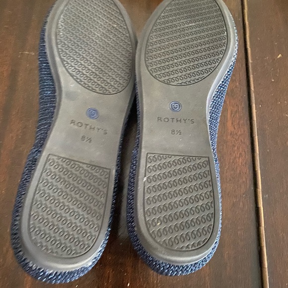 Rothy flats 8.5 Black Friday edition - Picture 4 of 5
